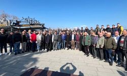 Behçet Alp taksicilerle buluştu