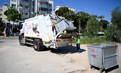 Kuşadası kent temizliğinde yeni dönem: “Çöp saati” uygulaması