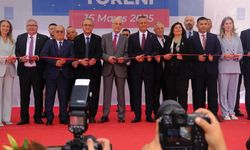 CHP Genel Başkanı Özel'den Kuşadası'nda miting gibi açılış