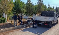Efeler Belediyesi mezarlıklarda örnek çalışmasını sürdürüyor