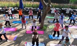Başkan Yetişkin vatandaşları yoga etkinliğinde buluşturdu