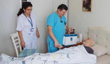 Kuşadası Belediyesi evde bakım biriminden babalar günü ziyareti