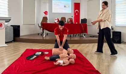 Efeler Belediye personeline ilkyardım eğitimi