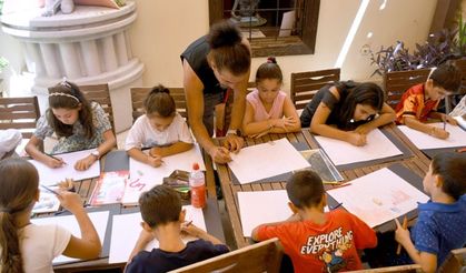 SEYAKMER’de çocuklar karikatür sanatını öğrendi