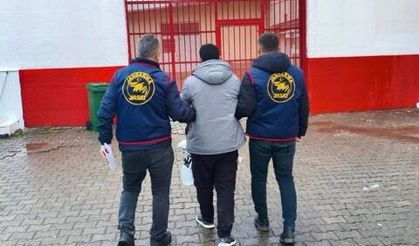 21 yıl hapis cezası ile aranan şahıs jandarmadan kaçamadı