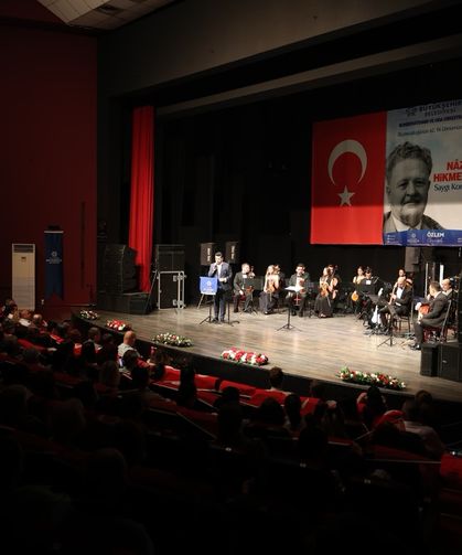 Aydın Büyükşehir Belediyesi Nâzım Hikmet’i konser ile andı