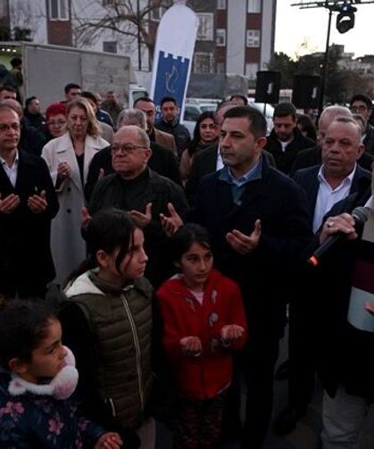 CHP’li başkanlar hemşehrileriyle Kuşadası Belediyesi’nin iftar sofrasında buluştu