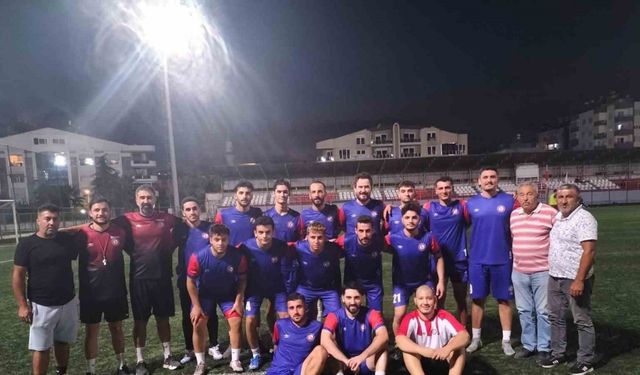 Adnan Menderes Spor şampiyonluk için yola çıkıyor