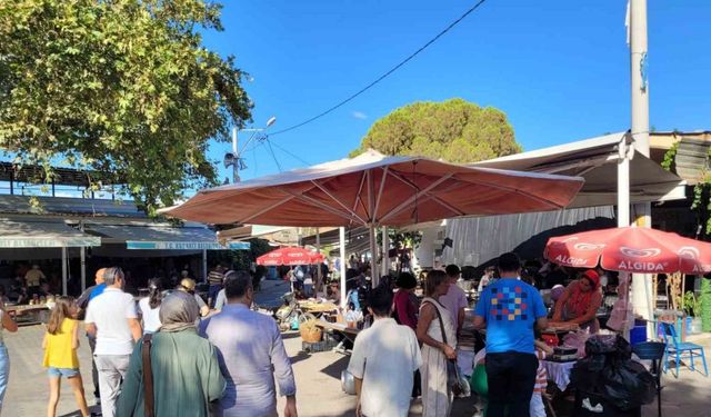 Çakırbeyli Pazarı vatandaşların uğrak noktası oldu