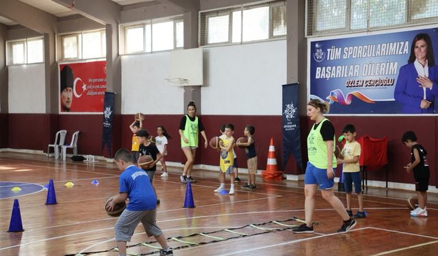 ABB çocukları spor ve sanat ile buluşturuyor