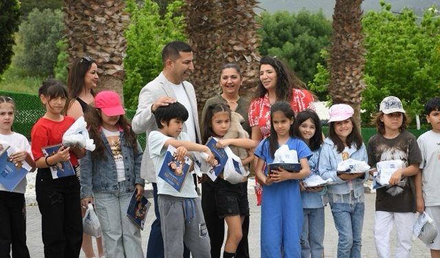Başkan Günel küçük hemşehrileri ile birlikte can dostları ziyaret etti