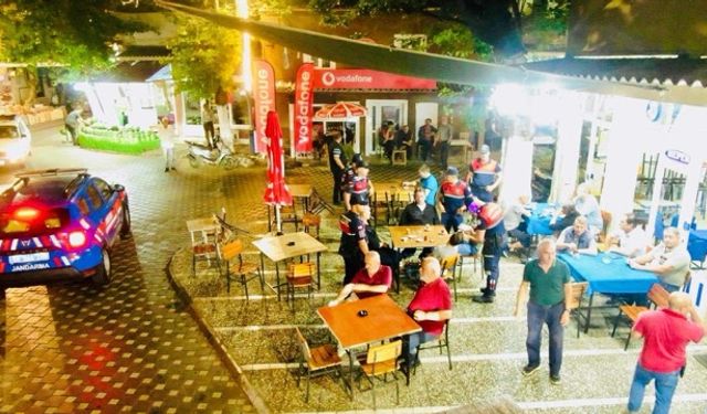 Kuşadası'nda jandarmadan sıcak nokta uygulaması