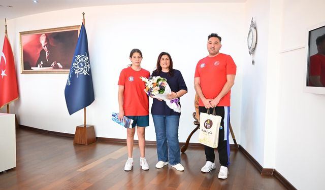 Aydın’ın gururu genç sporcudan Başkan Çerçioğlu’na ziyaret