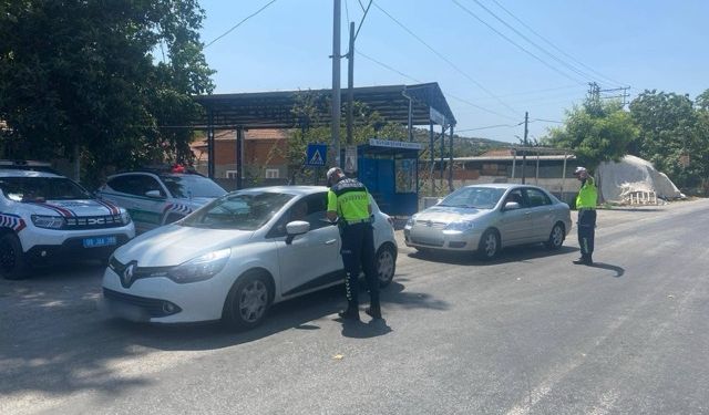 Aydın’da dronlu denetimde 18 araç trafikten men edildi