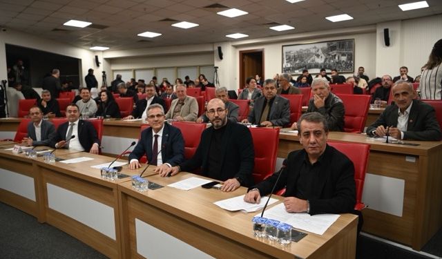 Gerilen Büyükşehir meclisinde Başkan Yetişkin’den net çıkış