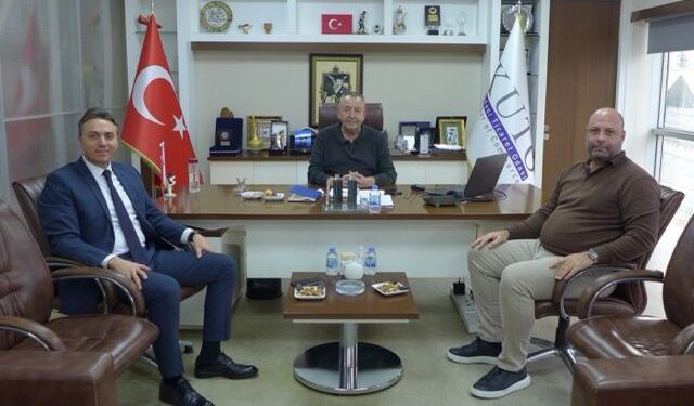 Kuşadası Emniyet Müdürü Rasim Demirelli’den KUTO’ya ziyaret