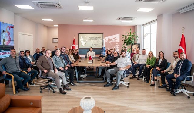 Başkan Ömer Günel, meclis üyeleriyle hizmet ve yatırımları değerlendirdi