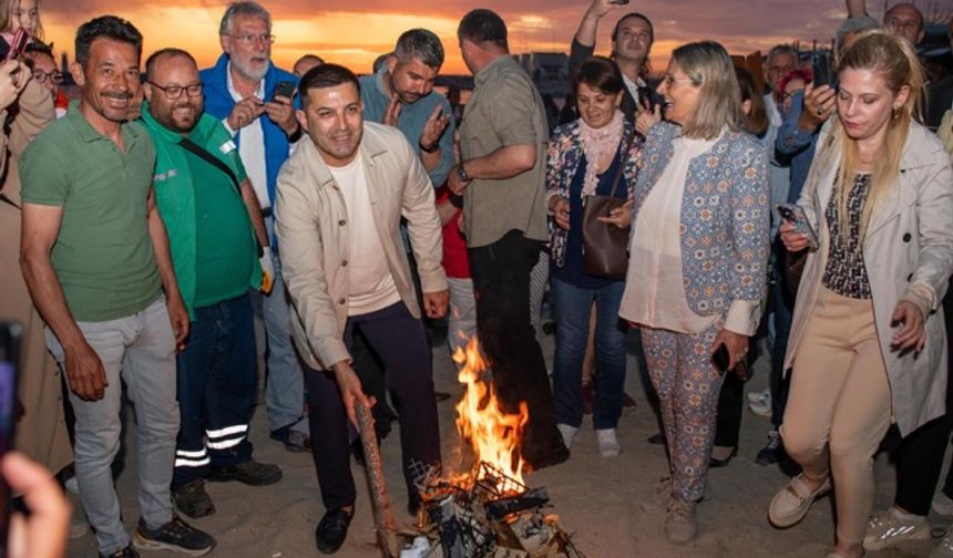Kuşadası'nda hıdırellez coşkuyla kutlandı