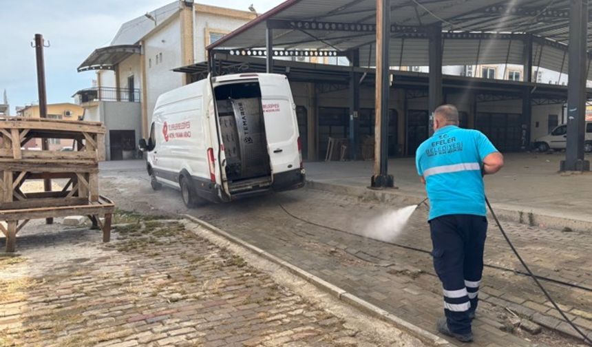 Efeler’in Pazar yerleri pırıl pırıl