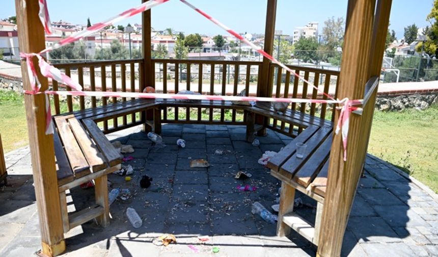 Kuşadası Belediyesi temizlik çalışanlarından çevreye duyarlılık çağrısı