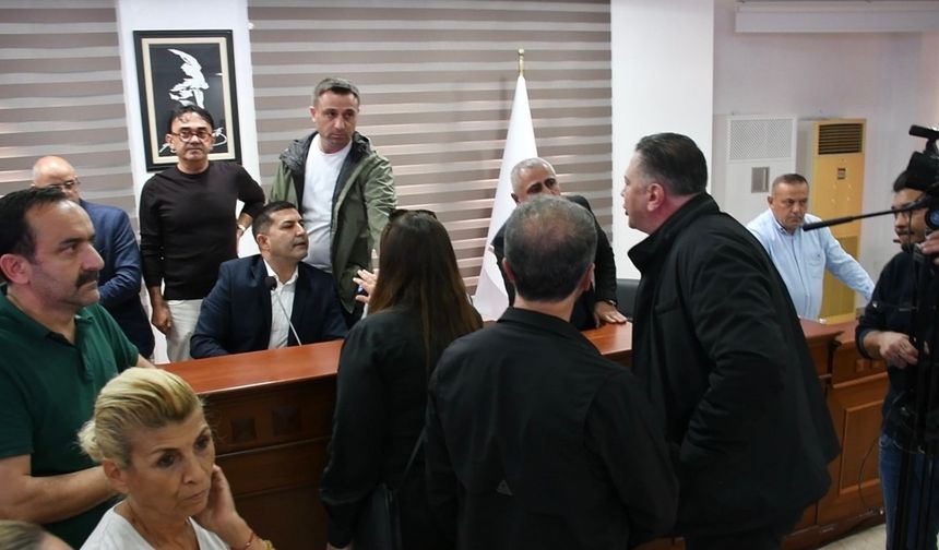 Başkan Ömer Günel provokasyonlara geçit vermedi