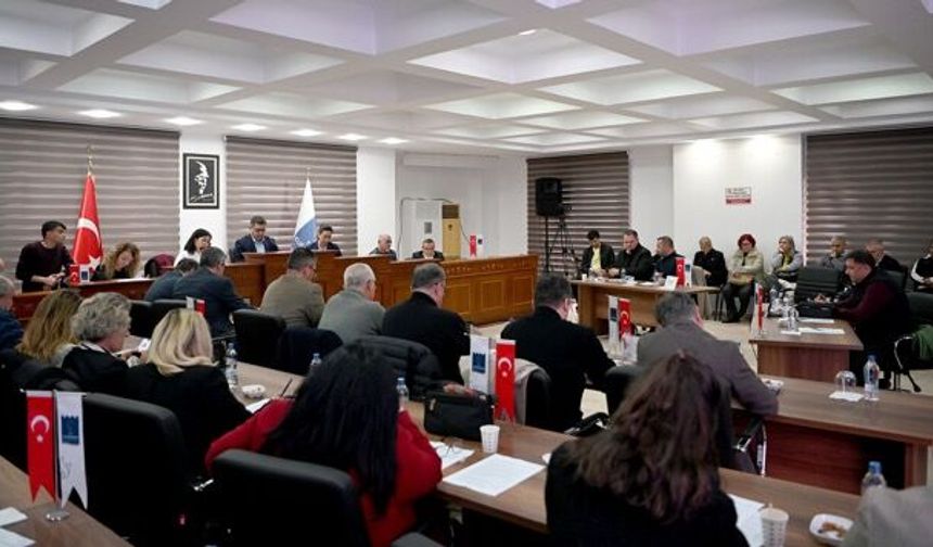 Kuşadası Belediyesi taziye hizmetleri birimi kuruyor